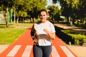 Woman managing diabetes with endocrinologist in NYC